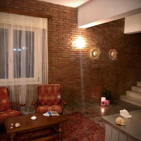 Gasthuis Room In Bb - Hotel Villa Alexandra 30 Meters From The Sea San Mauro Mare